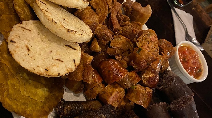 Typical Antioquian food at Donde Estela restaurant in Sabaneta